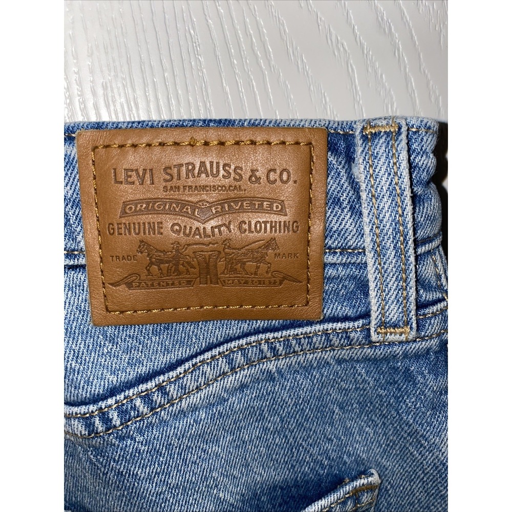 Levi's Women's 70's High‎ Rise Flare Jeans 28 Distressed Light - Picture 8 of 10